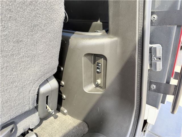 2005 Hummer H2 缩略图 30