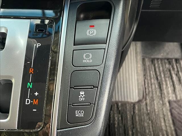 2016 Toyota ALPHARD — миниатюра 29