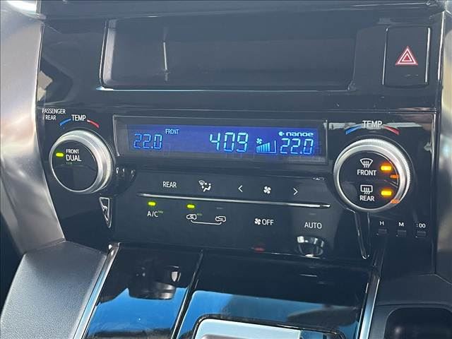 2016 Toyota ALPHARD — миниатюра 30