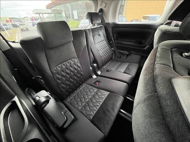 صورة 13 لـ 2018 Toyota VELLFIRE