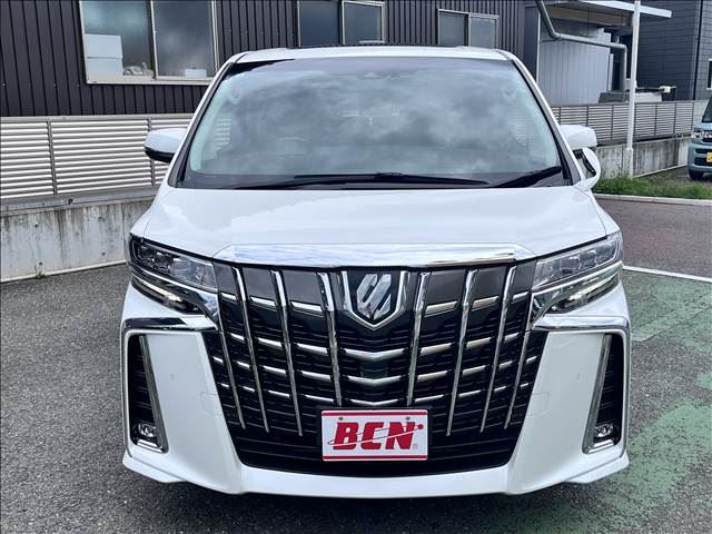 2022 Toyota ALPHARD — фото 3