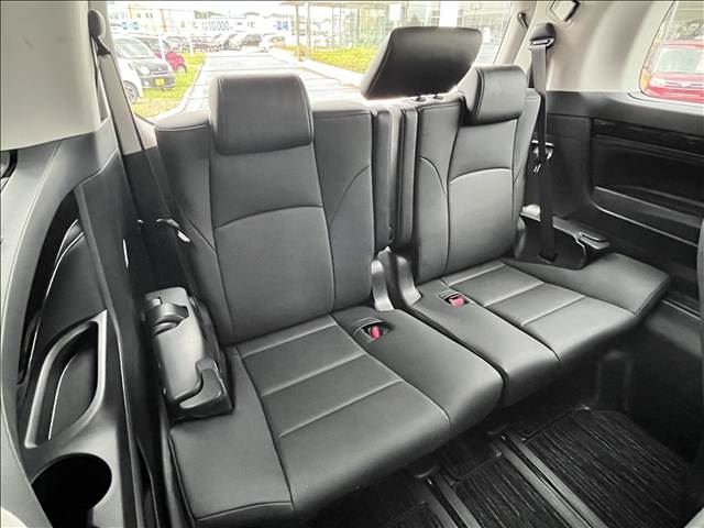 2022 Toyota ALPHARD — фото 14