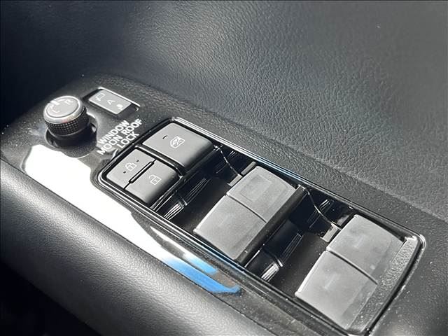 2022 Toyota ALPHARD — миниатюра 33