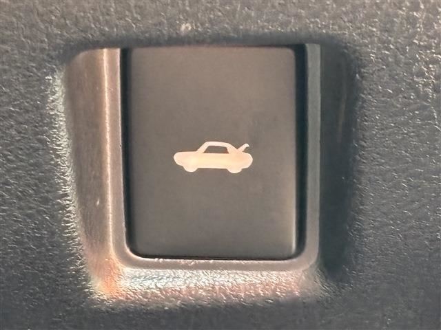 2019 Lexus RC 缩略图 19