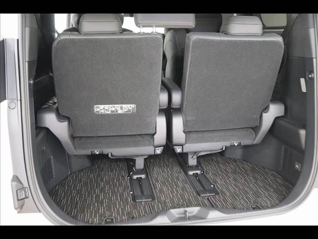 2025 Toyota ALPHARD — фото 14