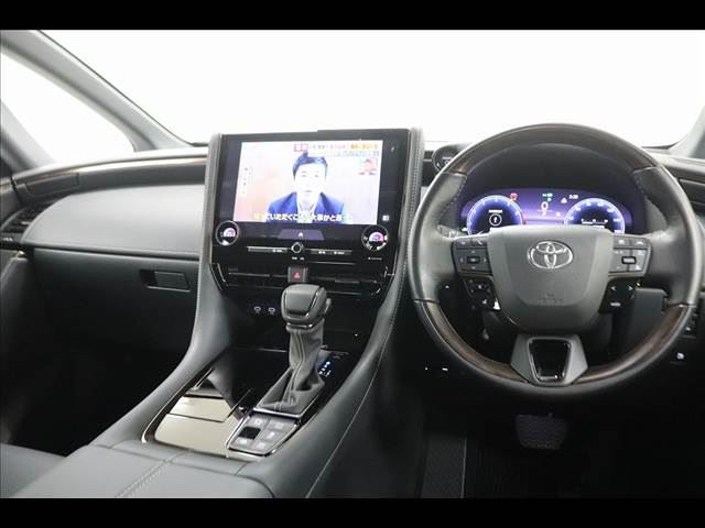 2025 Toyota ALPHARD — фото 2