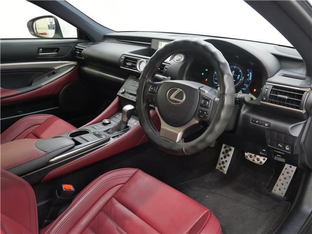 2015 Lexus RC photo 3