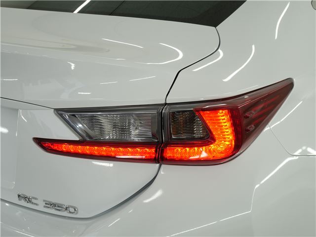 صورة مصغرة 48 لـ 2015 Lexus RC