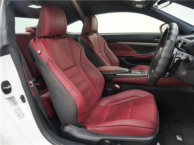 2015 Lexus RC photo 4