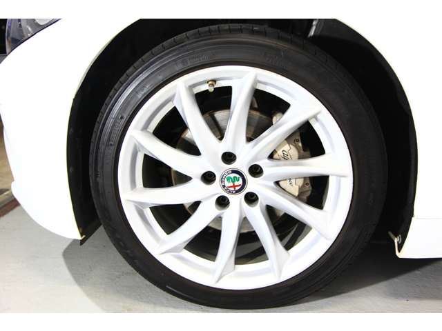 2017 ALFA Romeo JULIA — миниатюра 39