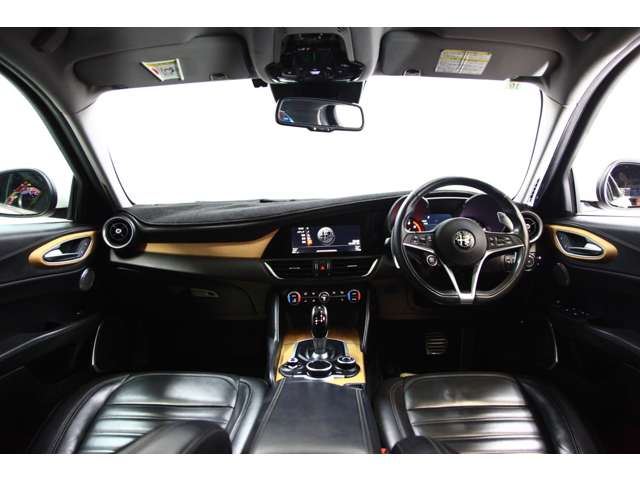 2017 ALFA Romeo JULIA 照片 4