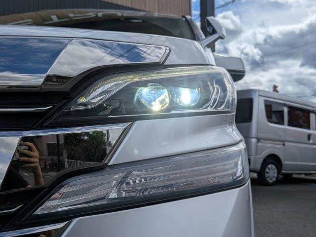 صورة 15 لـ 2017 Toyota VELLFIRE