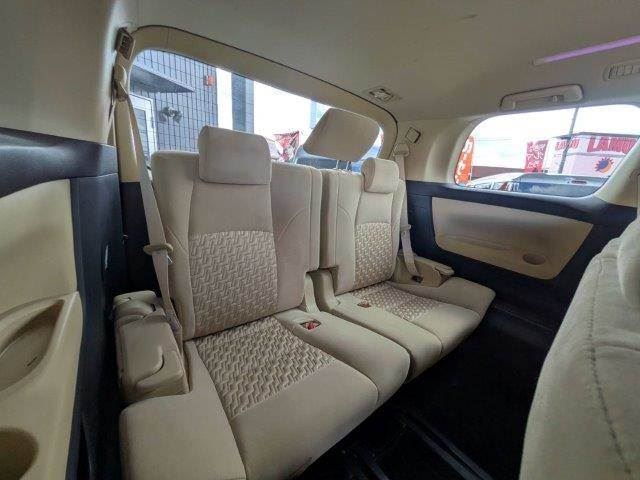 صورة 13 لـ 2017 Toyota VELLFIRE