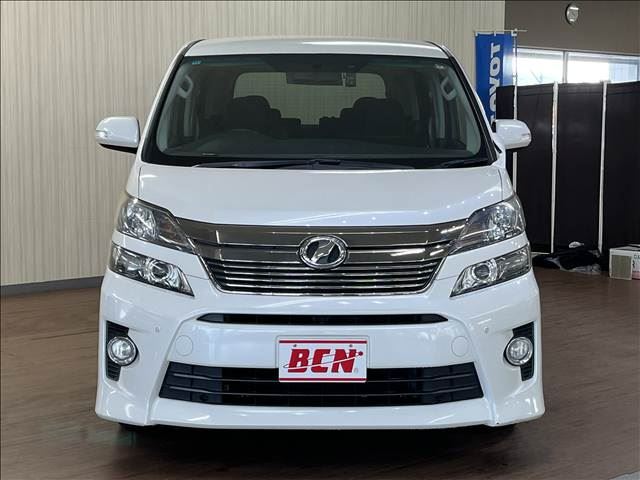 صورة 2 لـ 2012 Toyota VELLFIRE