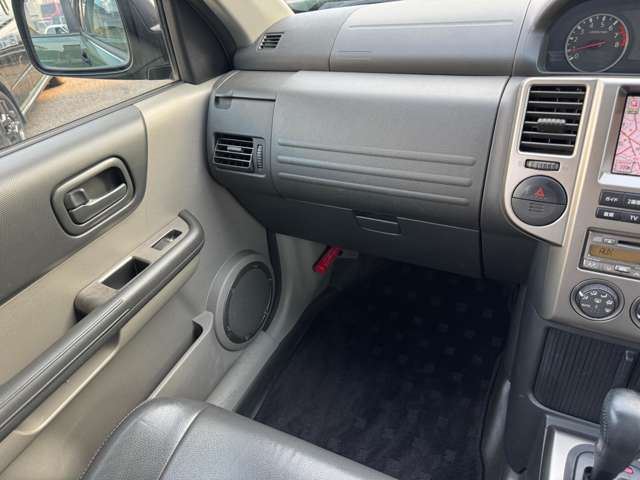 2005 Nissan X-TRAIL thumbnail 36