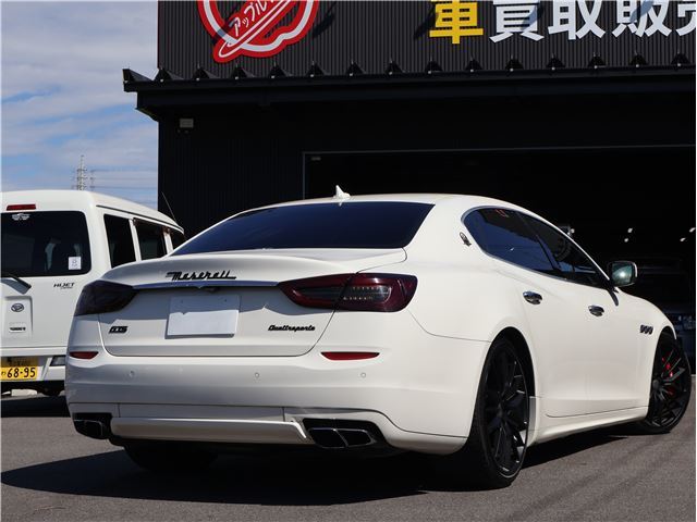 2013 Maserati QUATTROPORTE 照片 2