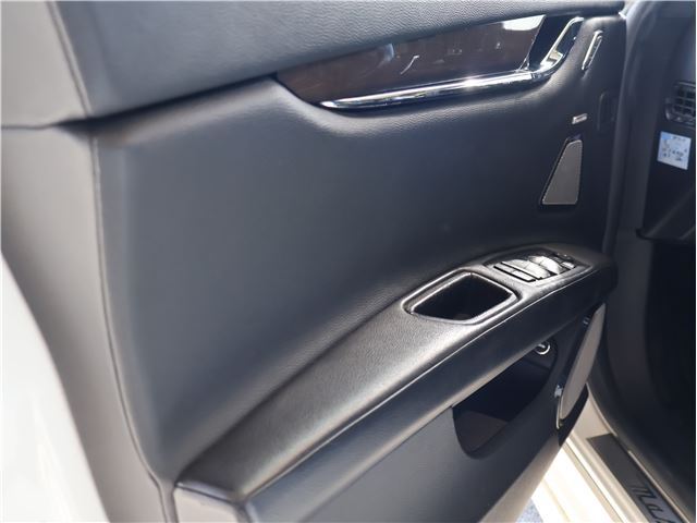2013 Maserati QUATTROPORTE 缩略图 19