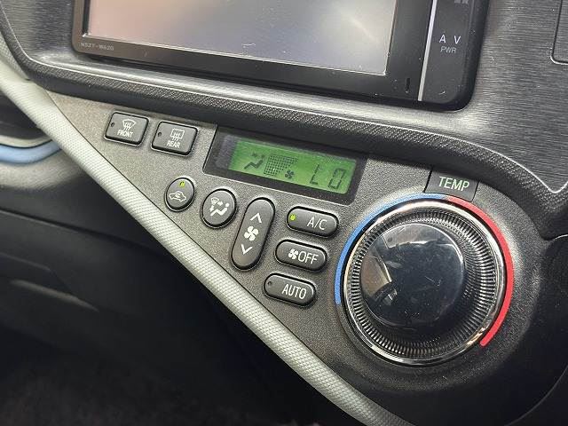 صورة 8 لـ 2014 Toyota AQUA