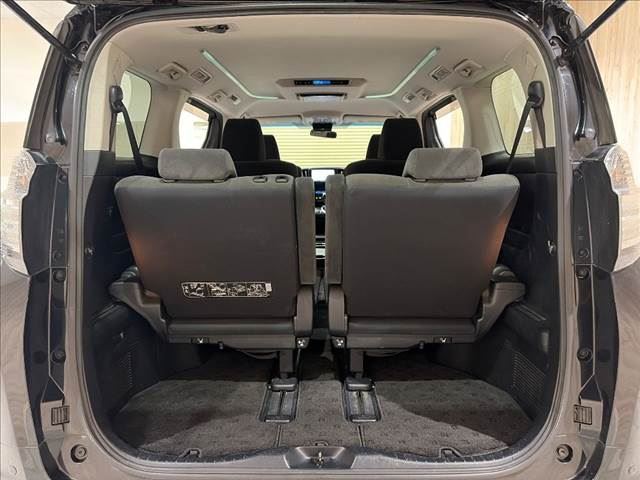 صورة 12 لـ 2016 Toyota VELLFIRE