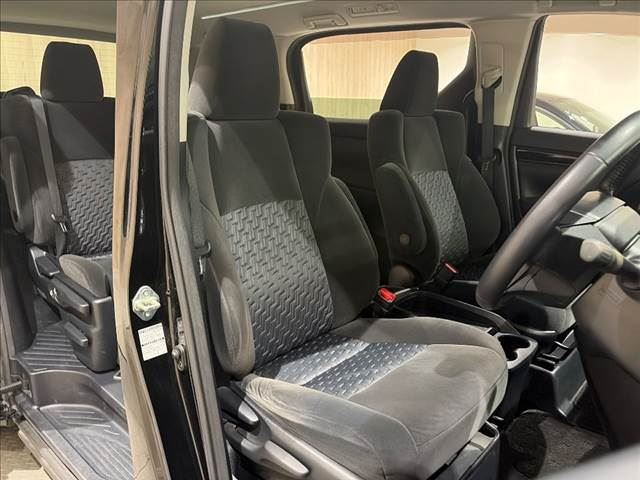 صورة 9 لـ 2016 Toyota VELLFIRE