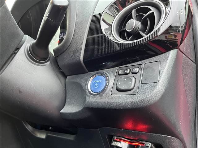 2018 Toyota VITZ 缩略图 17