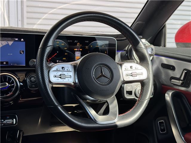 2019 Mercedes-BENZ CLA 照片 3