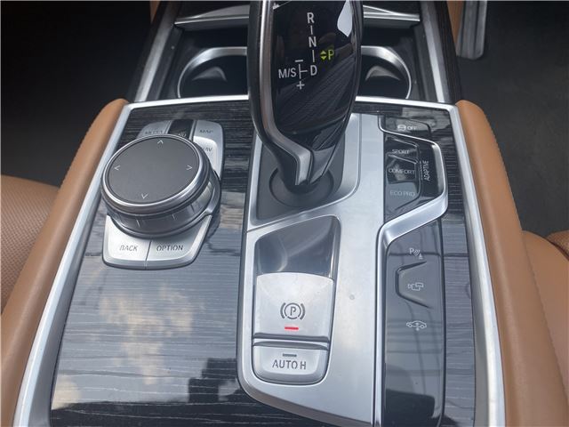 صورة مصغرة 14 لـ 2017 BMW 7 SERIES