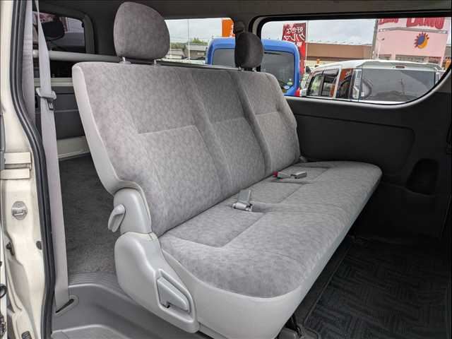 صورة 8 لـ 2007 Toyota HIACE