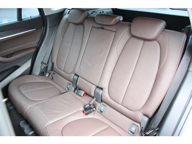 صورة مصغرة 34 لـ 2022 BMW X1