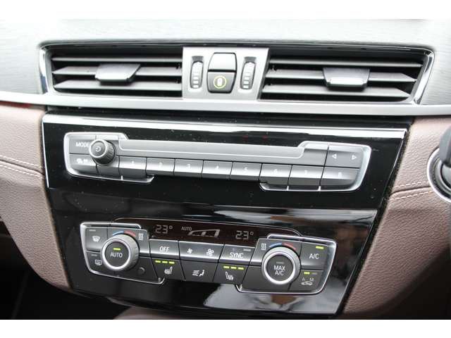 صورة مصغرة 49 لـ 2022 BMW X1