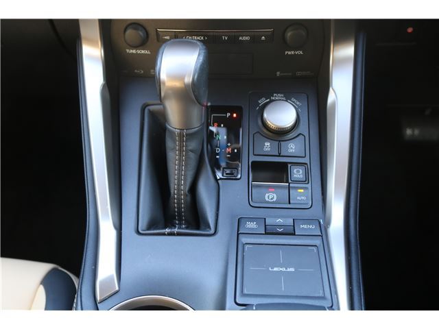 2016 Lexus NX — миниатюра 18