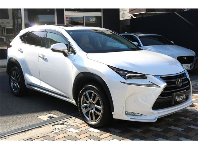 2016 Lexus NX — фото 4