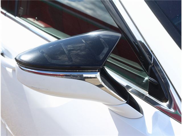 2018 Lexus ES thumbnail 60