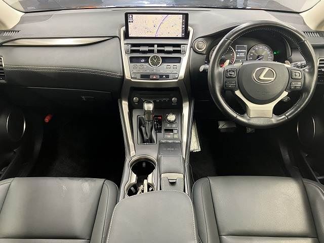 2019 Lexus NX — фото 2