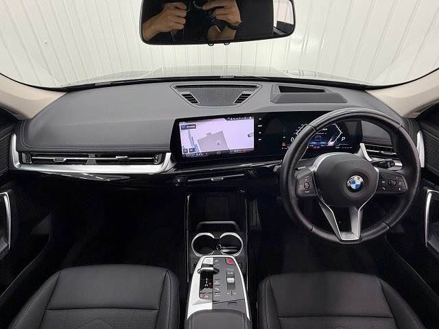 صورة 2 لـ 2023 BMW X1