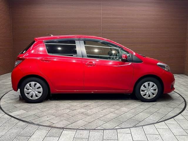 2013 Toyota VITZ — миниатюра 17