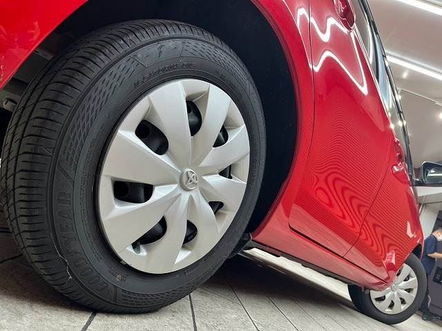 2013 Toyota VITZ — миниатюра 19