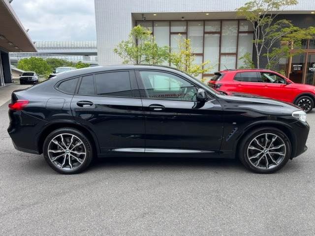 2021 BMW X4 — миниатюра 18