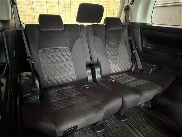صورة 12 لـ 2018 Toyota VELLFIRE
