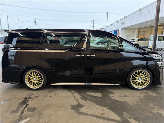 صورة مصغرة 18 لـ 2018 Toyota VELLFIRE