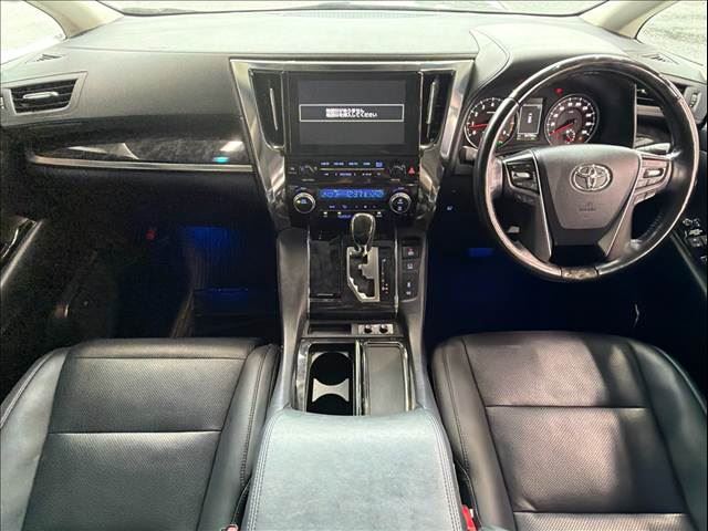 صورة 2 لـ 2019 Toyota VELLFIRE
