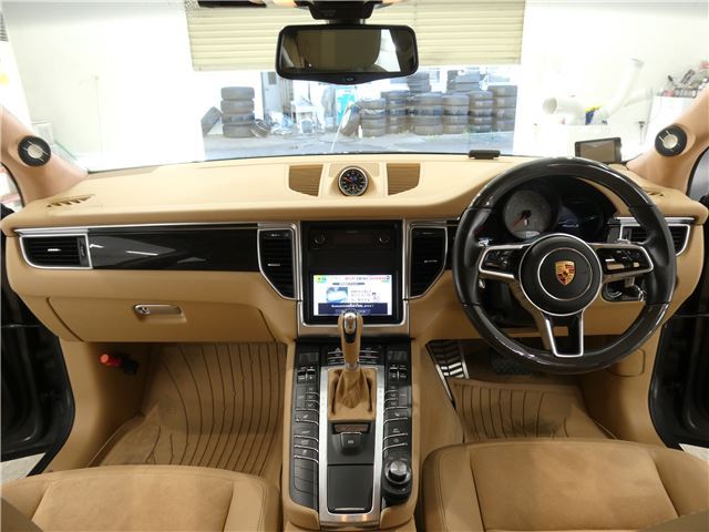 صورة 3 لـ 2014 Porsche MACAN