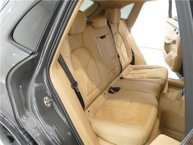 صورة مصغرة 24 لـ 2014 Porsche MACAN