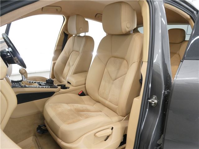 صورة مصغرة 30 لـ 2014 Porsche MACAN