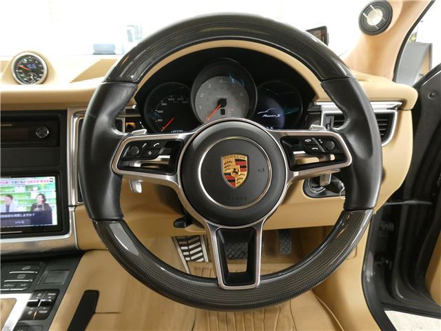 صورة مصغرة 34 لـ 2014 Porsche MACAN