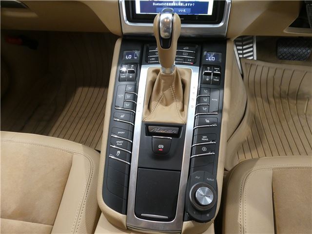صورة مصغرة 42 لـ 2014 Porsche MACAN