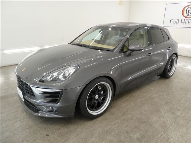صورة 7 لـ 2014 Porsche MACAN