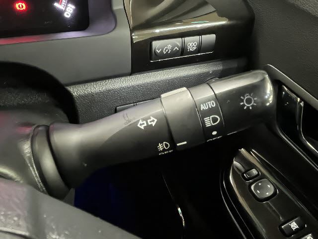 صورة مصغرة 18 لـ 2013 Toyota VELLFIRE
