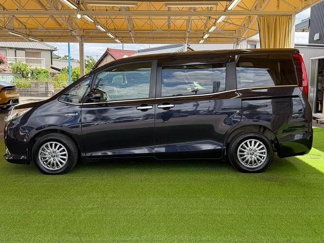 صورة مصغرة 18 لـ 2015 Toyota ESQUIRE