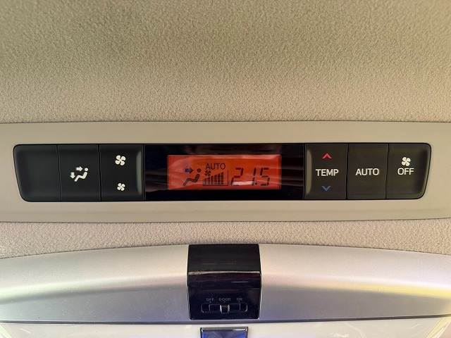 2015 Toyota ESQUIRE 照片 8
